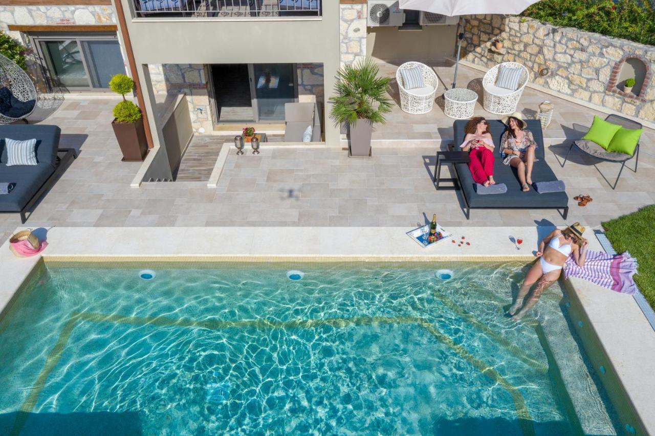 Five Senses Luxury Villas 보우르보우로우 외부 사진