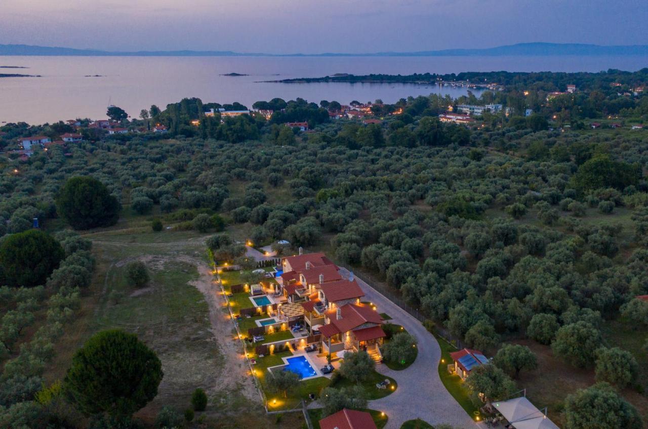 Five Senses Luxury Villas 보우르보우로우 외부 사진